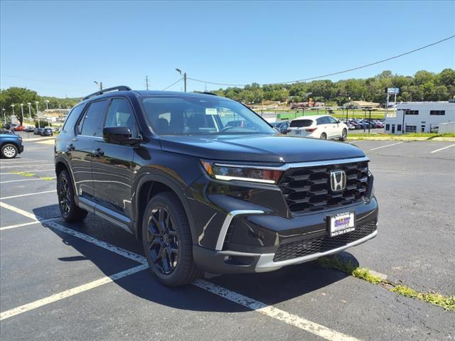 new 2025 Honda Pilot car, priced at $56,575