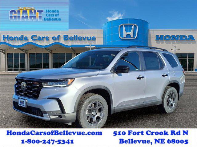 new 2025 Honda Pilot car, priced at $50,895