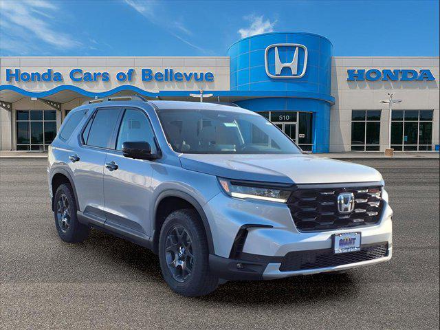 new 2025 Honda Pilot car, priced at $50,895
