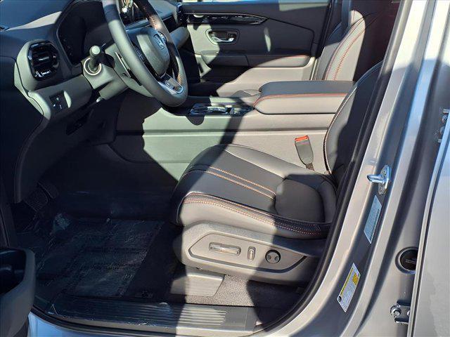 new 2025 Honda Pilot car, priced at $50,895