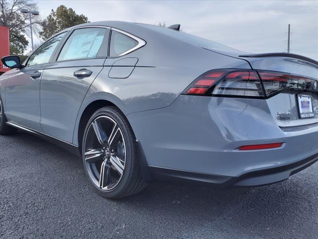 new 2025 Honda Accord Hybrid car, priced at $35,205