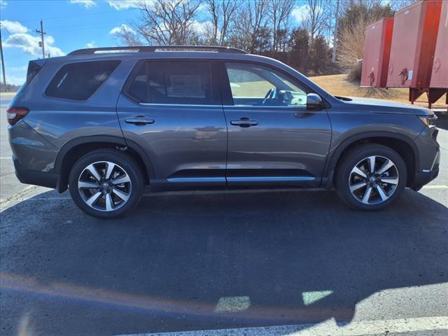 new 2025 Honda Pilot car, priced at $51,780