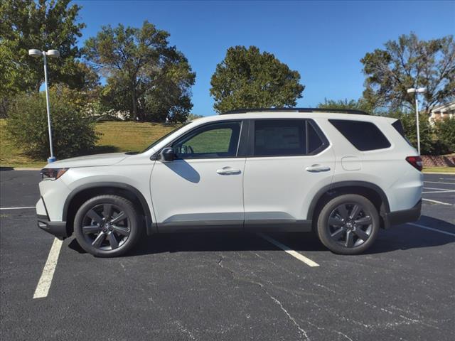 new 2025 Honda Pilot car, priced at $43,850