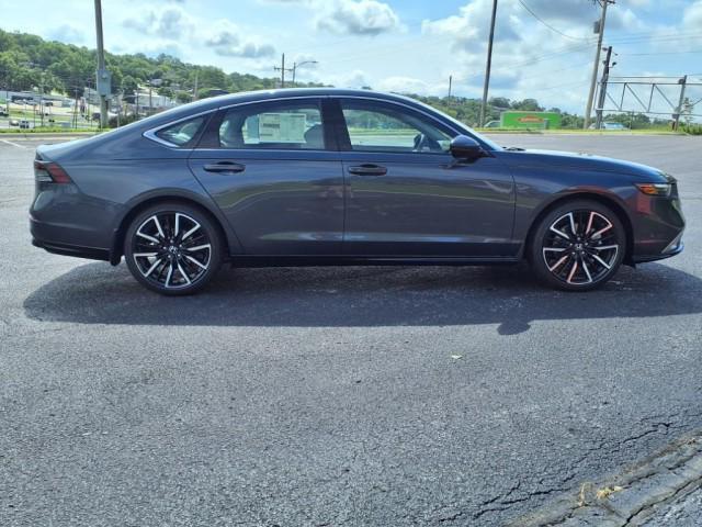 new 2025 Honda Accord Hybrid car, priced at $40,450