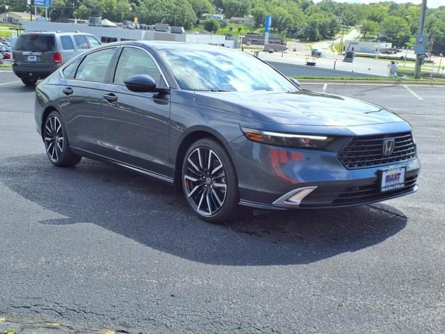 new 2025 Honda Accord Hybrid car, priced at $40,450