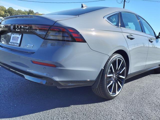 new 2025 Honda Accord Hybrid car, priced at $40,850