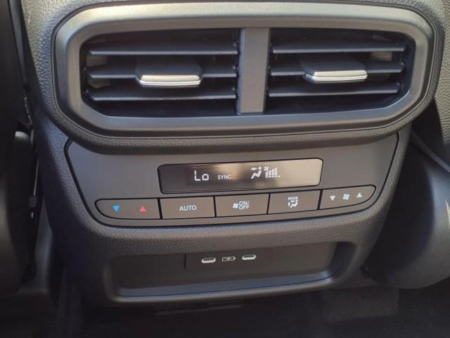 new 2025 Honda Pilot car, priced at $51,050