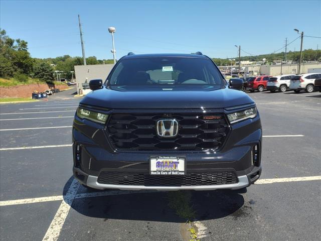 new 2025 Honda Pilot car, priced at $50,495