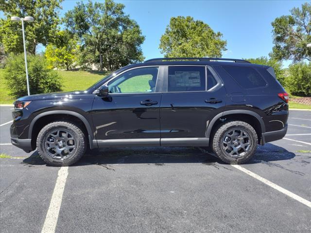 new 2025 Honda Pilot car, priced at $50,495