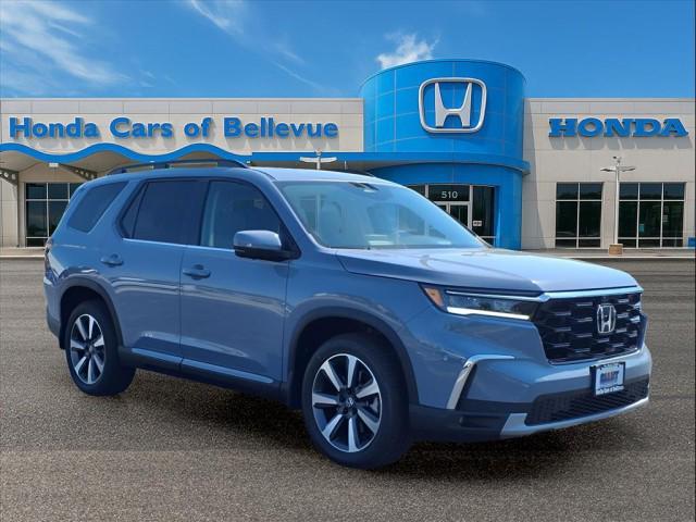 new 2025 Honda Pilot car, priced at $54,985