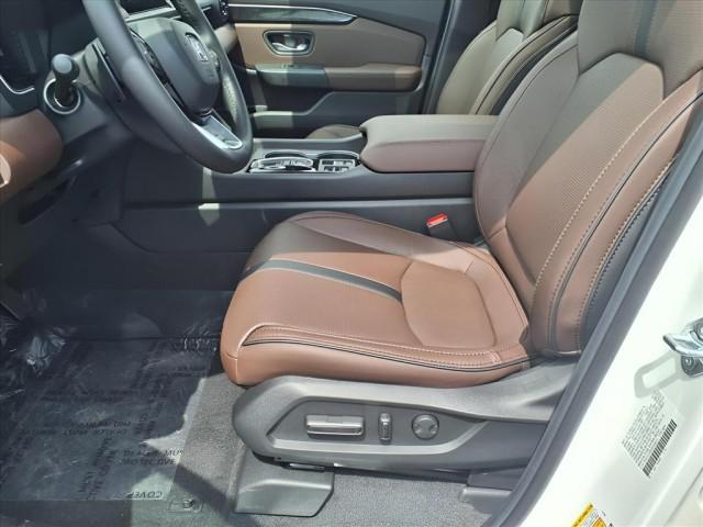 new 2025 Honda Pilot car, priced at $54,985