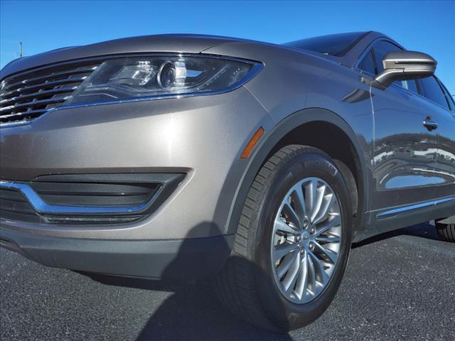 used 2018 Lincoln MKX car, priced at $17,000