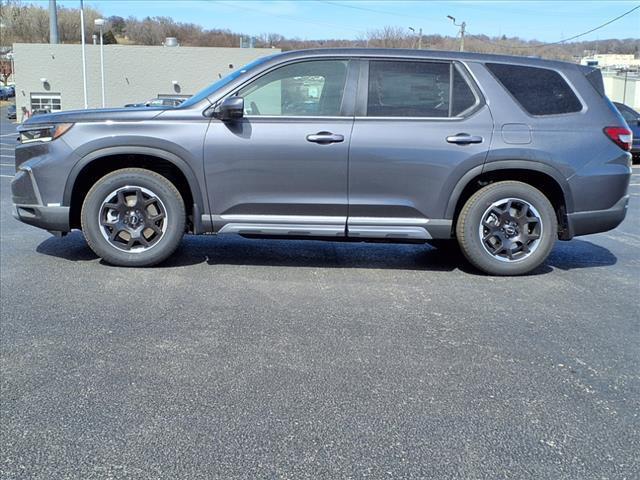 new 2025 Honda Pilot car, priced at $49,250