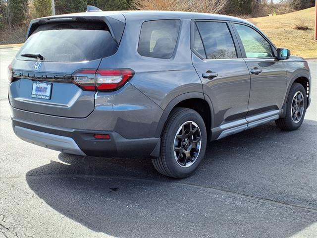 new 2025 Honda Pilot car, priced at $49,250