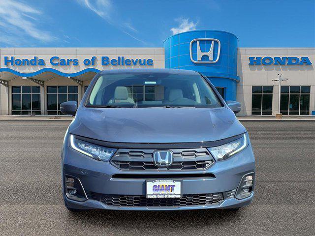 new 2026 Honda Odyssey car, priced at $44,290