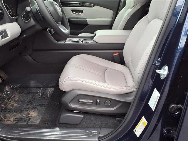 new 2025 Honda Pilot car, priced at $47,095