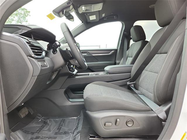 new 2025 GMC Acadia car, priced at $43,991