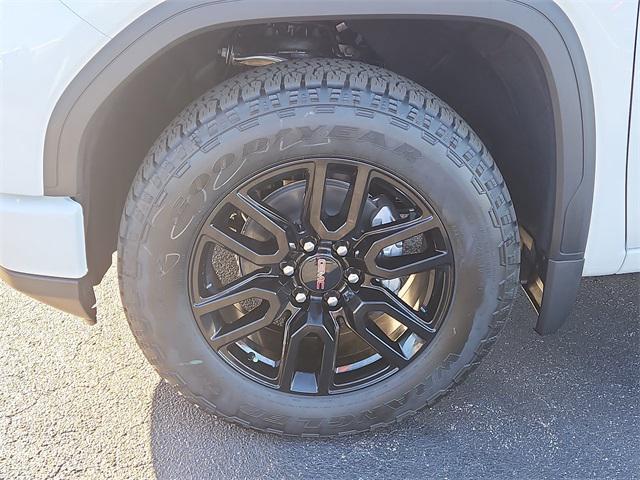new 2026 GMC Sierra 1500 car, priced at $51,634