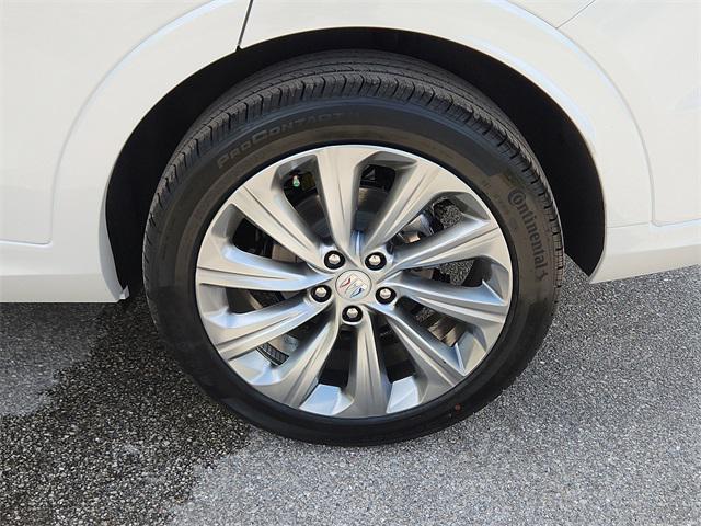 new 2025 Buick Envista car, priced at $29,300