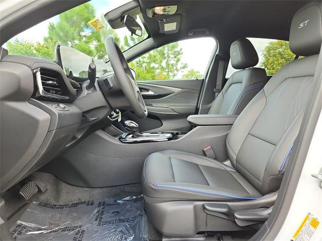 new 2026 Buick Envista car, priced at $28,068