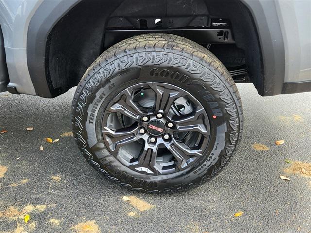 new 2025 GMC Canyon car, priced at $46,674
