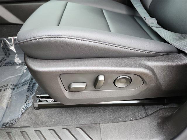 new 2025 GMC Canyon car, priced at $46,674