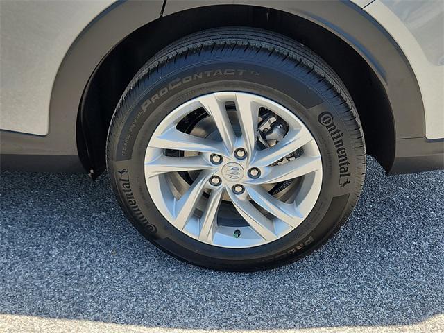 new 2025 Buick Envista car, priced at $25,461