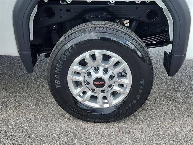new 2025 GMC Sierra 2500 car, priced at $50,700