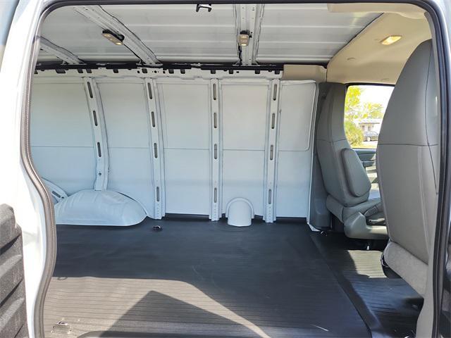 new 2025 GMC Savana 2500 car, priced at $47,325