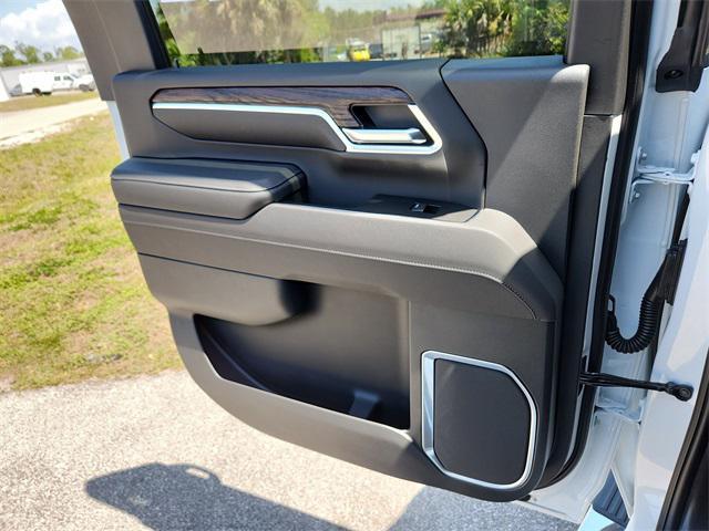 new 2025 GMC Sierra 2500 car, priced at $78,405