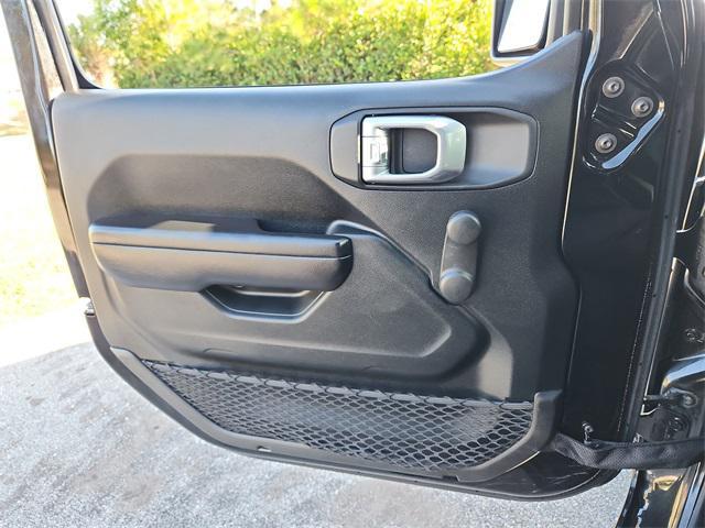 used 2021 Jeep Wrangler Unlimited car, priced at $26,400