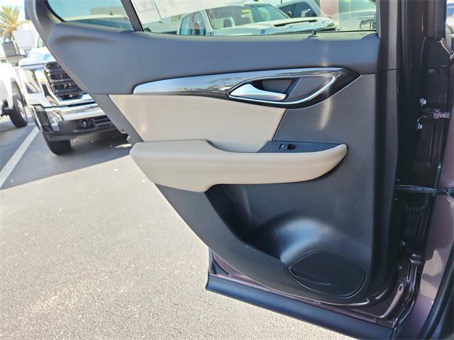 new 2025 Buick Envision car, priced at $38,015