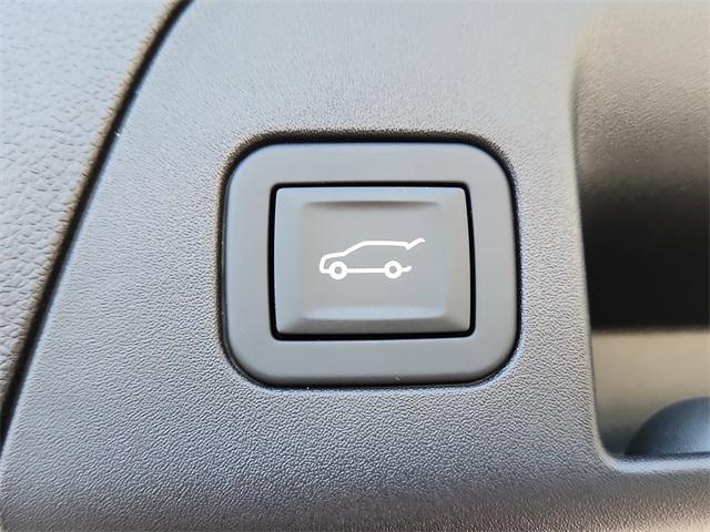 new 2025 Buick Envision car, priced at $38,015