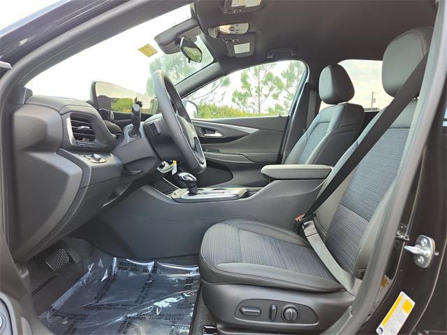 new 2025 Buick Envista car, priced at $25,688