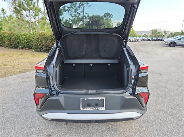 new 2025 Buick Envista car, priced at $25,688