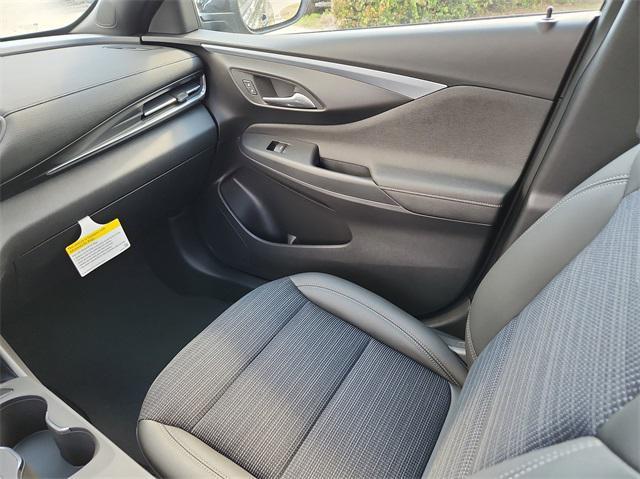 new 2025 Buick Envista car, priced at $25,688