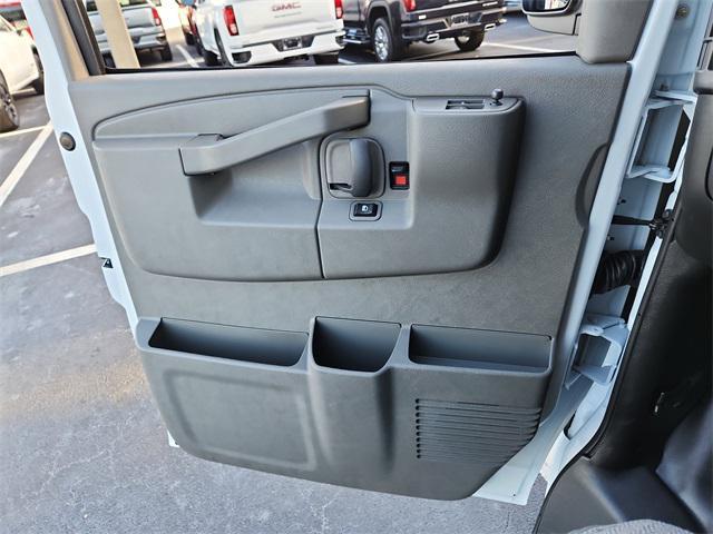 new 2025 GMC Savana 3500 car, priced at $45,970