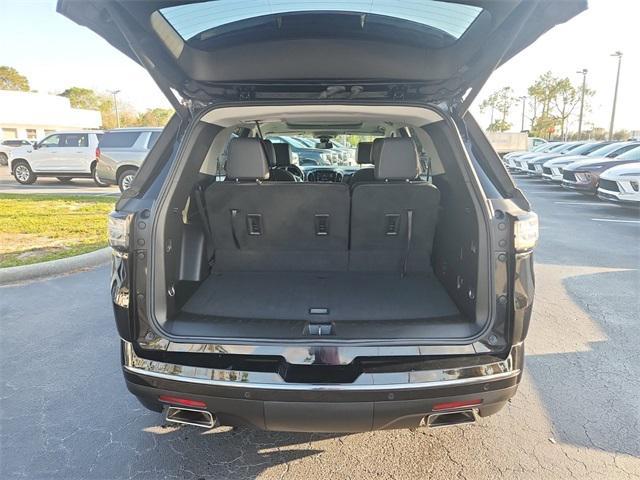 used 2020 Chevrolet Traverse car, priced at $27,900