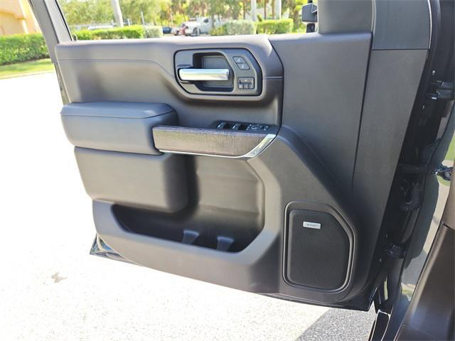 used 2022 GMC Sierra 2500 car, priced at $61,000