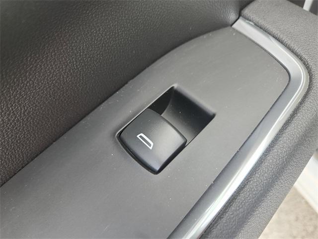 new 2025 GMC Sierra 1500 car, priced at $50,045