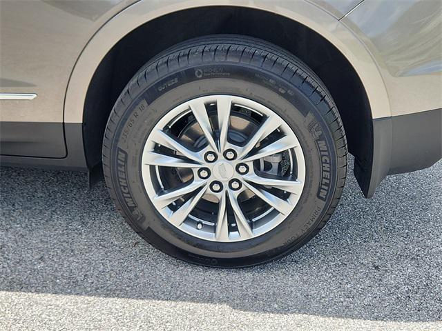 used 2023 Cadillac XT5 car, priced at $34,500