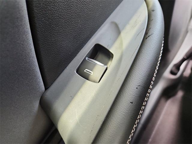 new 2025 Buick Envision car, priced at $40,350