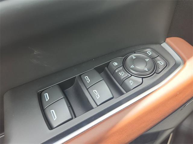 new 2025 GMC Sierra 2500 car, priced at $91,902