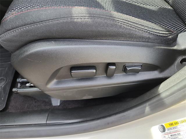 used 2016 Chevrolet Equinox car, priced at $10,200