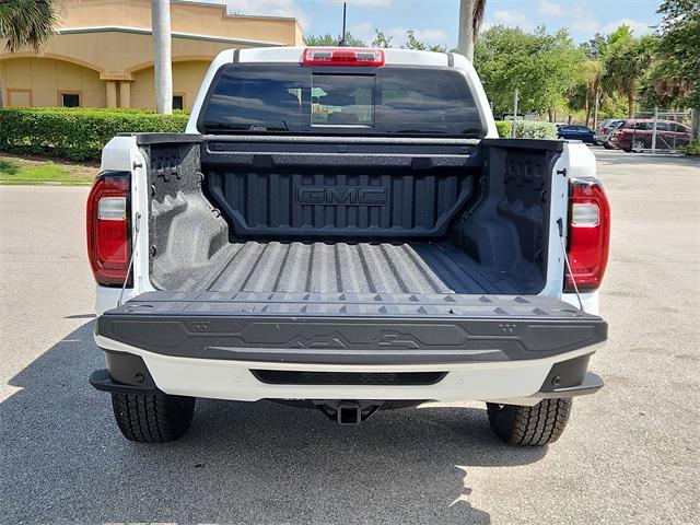 new 2025 GMC Canyon car, priced at $47,594