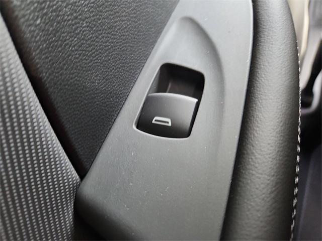 new 2025 Buick Envision car, priced at $36,754