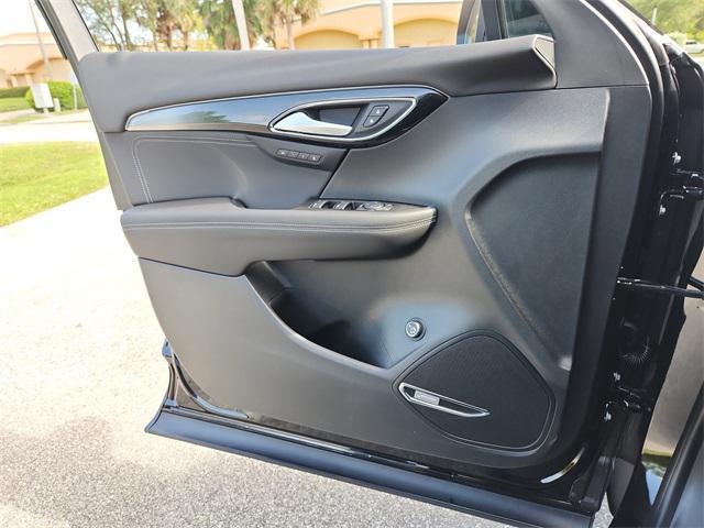 new 2025 Buick Envision car, priced at $36,754