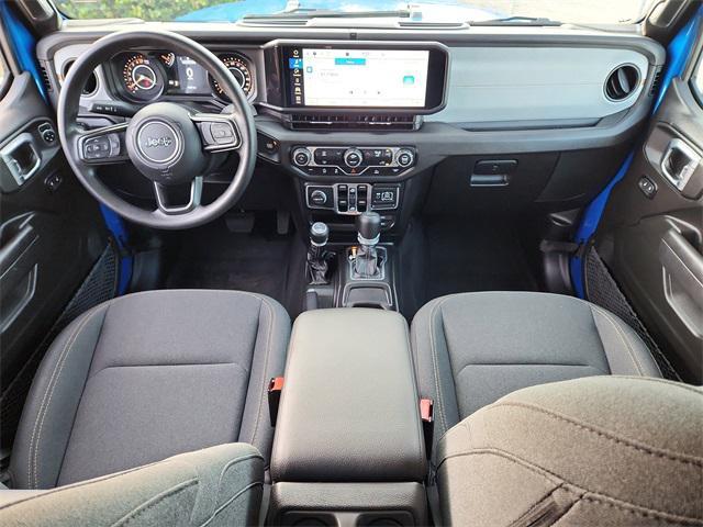 used 2025 Jeep Gladiator car, priced at $39,000