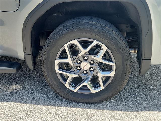 new 2025 GMC Sierra 1500 car, priced at $56,476