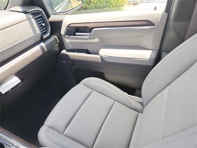 new 2025 GMC Sierra 1500 car, priced at $56,476